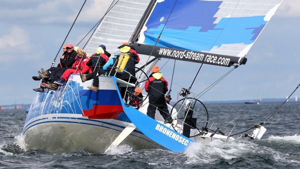 ClubSwan50hæk