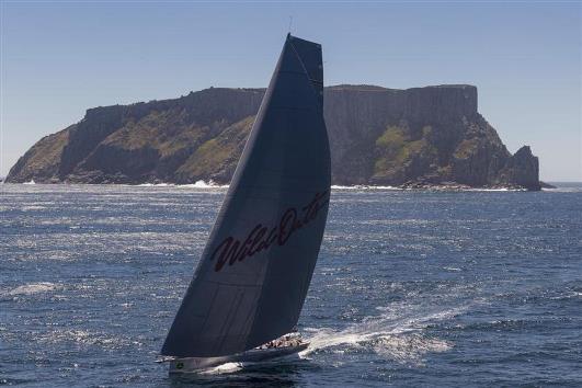 531 Wild Oats XI på vej mod HObart_Carlo Borlenghi_02