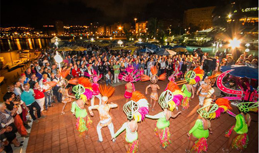 ARC2013 FarewellCocktail dancers4