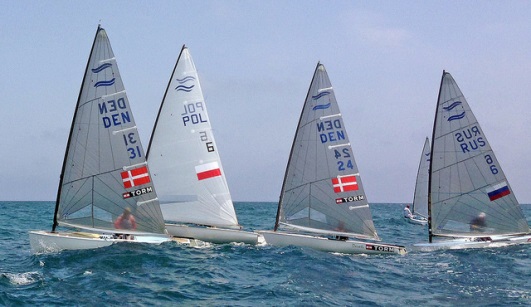 Finn Silver Cup danskere i action