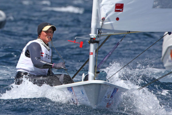 alberte holm lindberg 0334